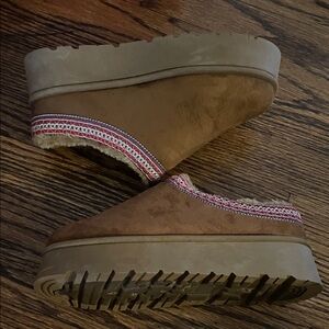 Rouge! Brown Slip-On Shoes with Red Accents